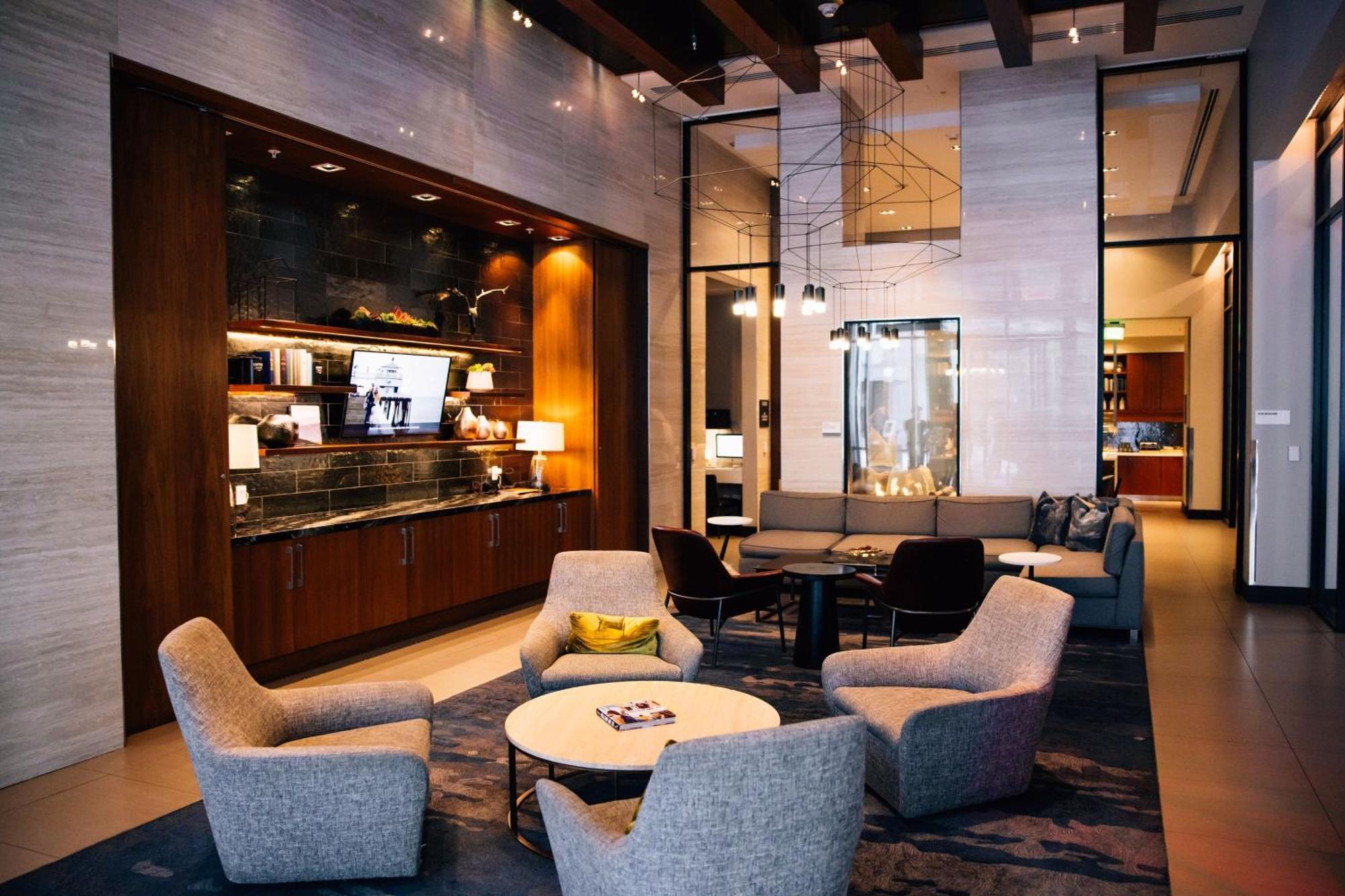Ac Hotel By Marriott Denver Downtown Экстерьер фото